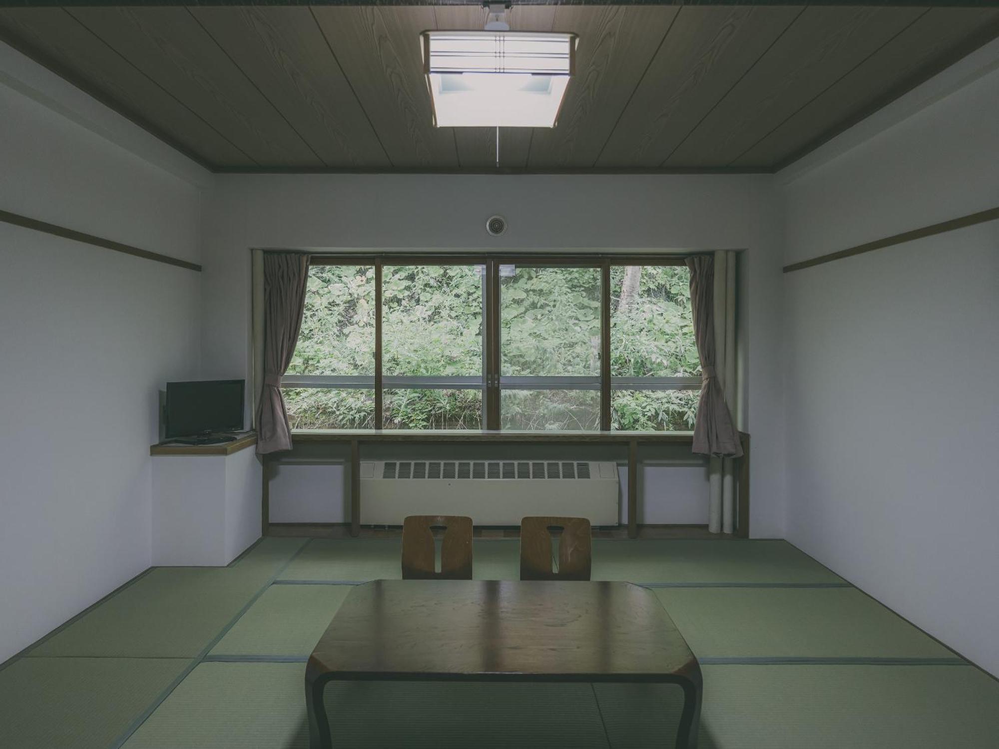 滋贺县小木屋 山之內 外观 照片